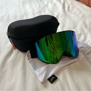 New DOPE snowboard / ski goggles